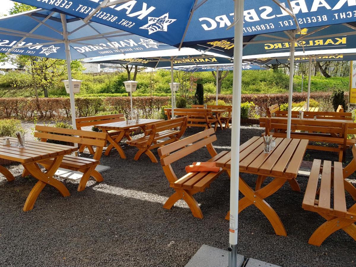 Hotel Restaurant Zur Hexe Uberherrn Экстерьер фото